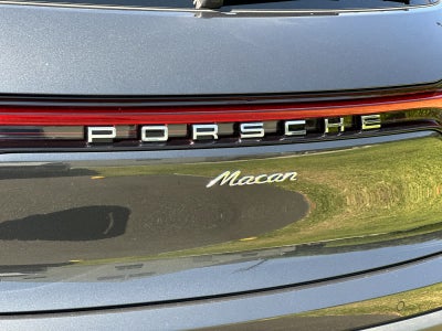 2026 Porsche Macan Macan
