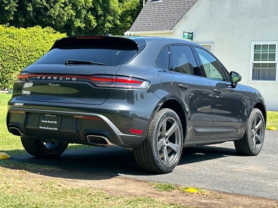 2026 Porsche Macan Macan