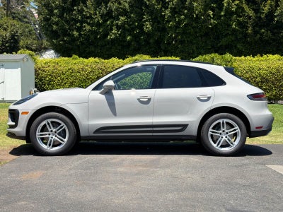 2026 Porsche Macan Macan