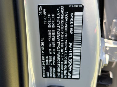 2026 Porsche Macan Macan