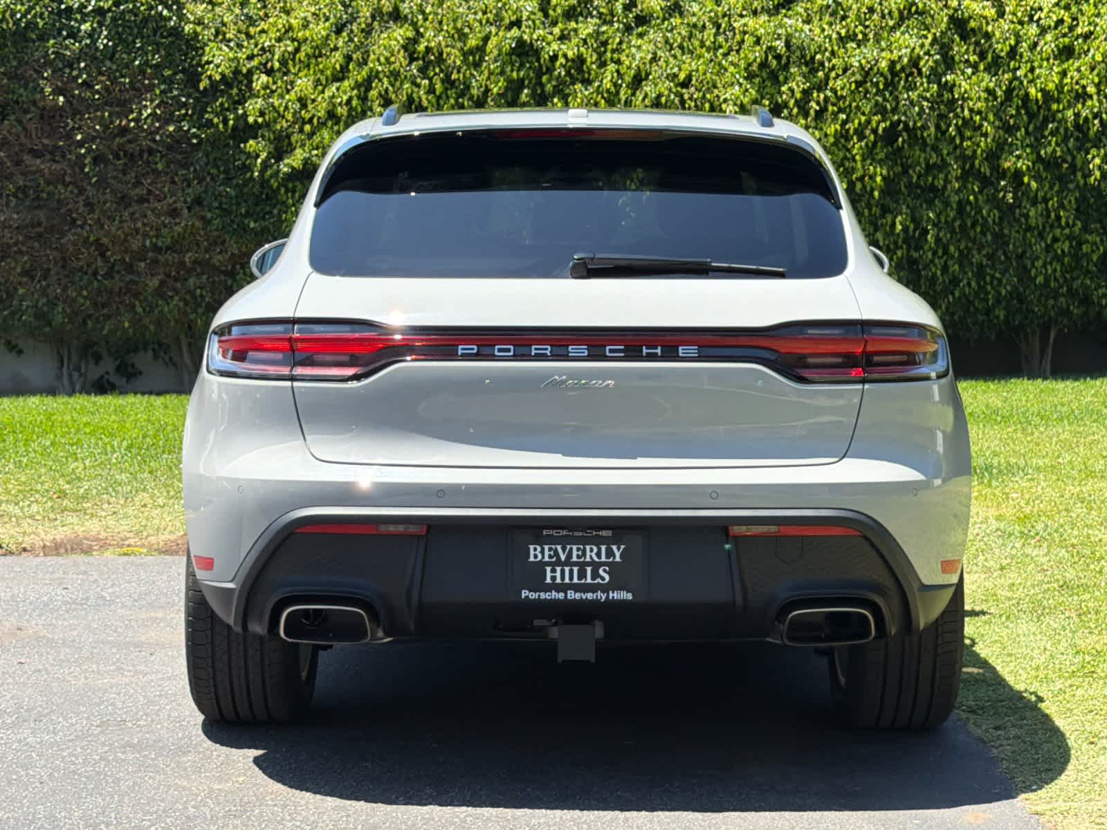 2026 Porsche Macan Macan