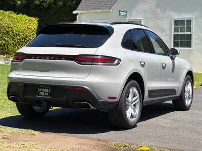 2026 Porsche Macan Macan