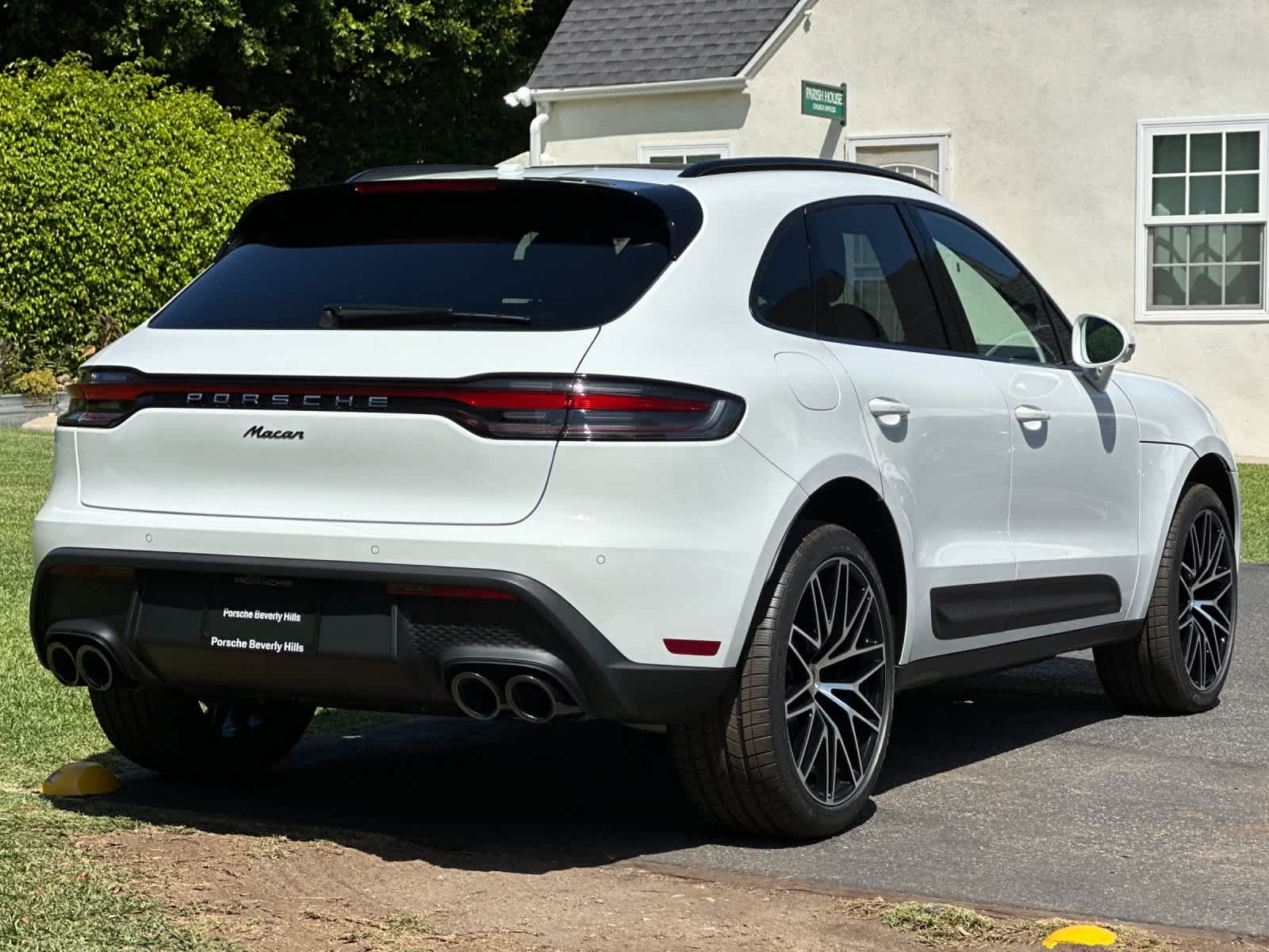 2026 Porsche Macan Macan