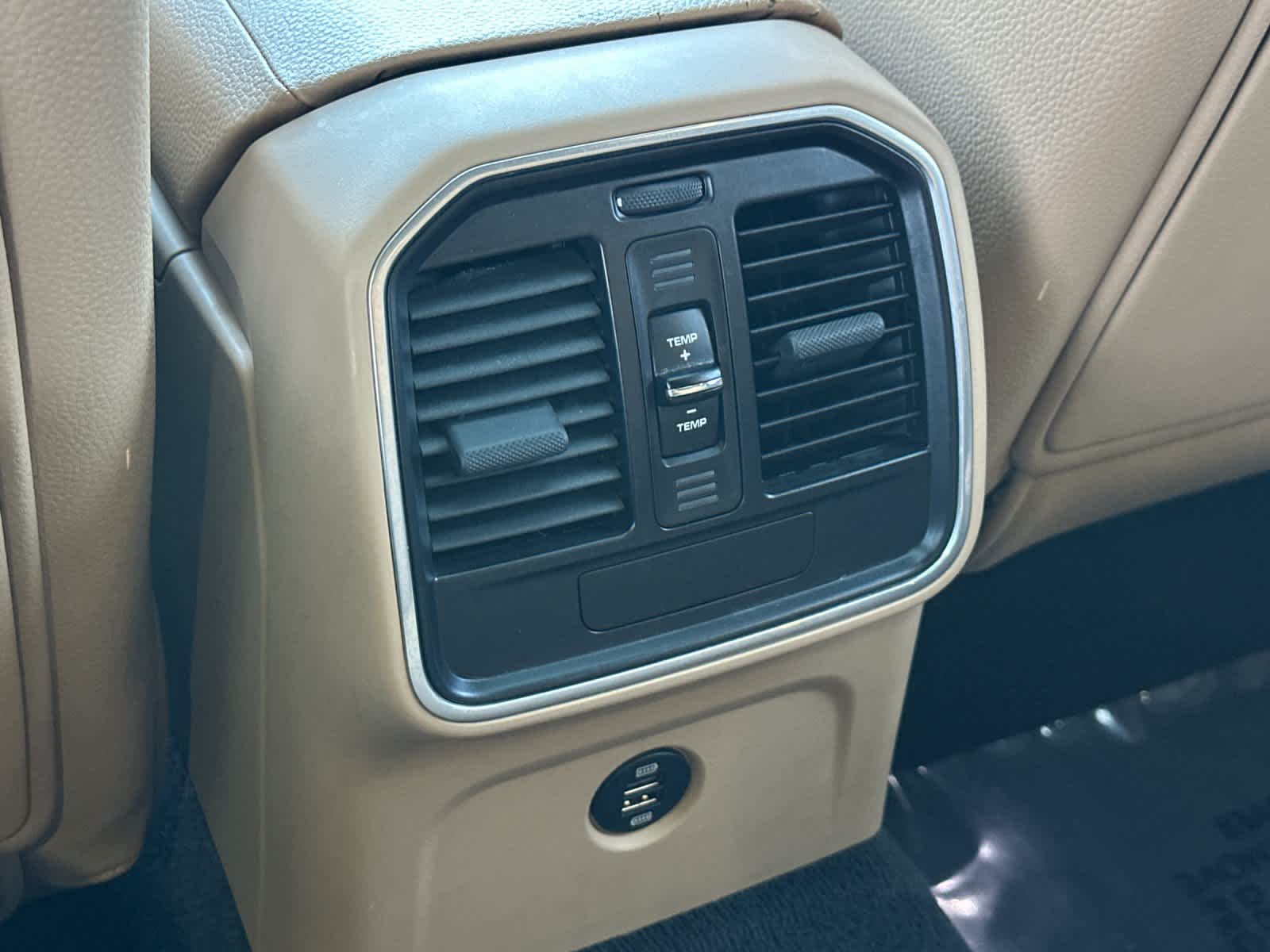2019 Porsche Macan Macan
