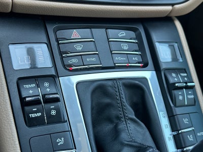2019 Porsche Macan Macan