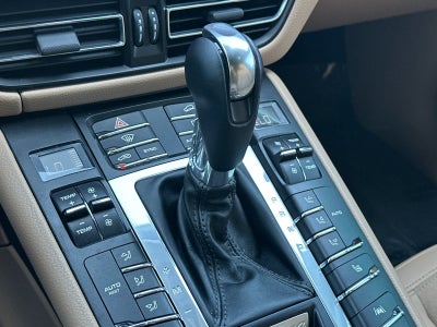 2019 Porsche Macan Macan