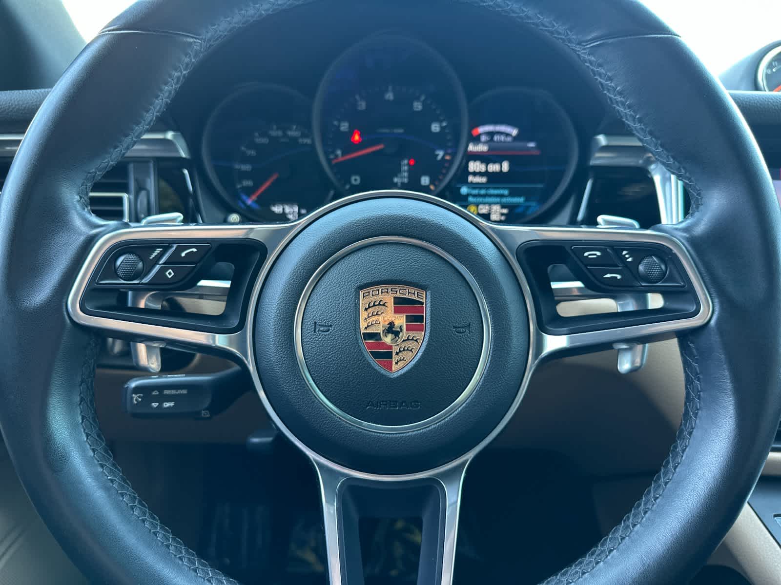 2019 Porsche Macan Macan