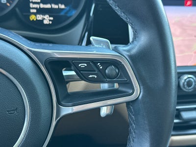 2019 Porsche Macan Macan