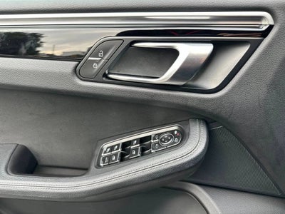 2019 Porsche Macan AWD