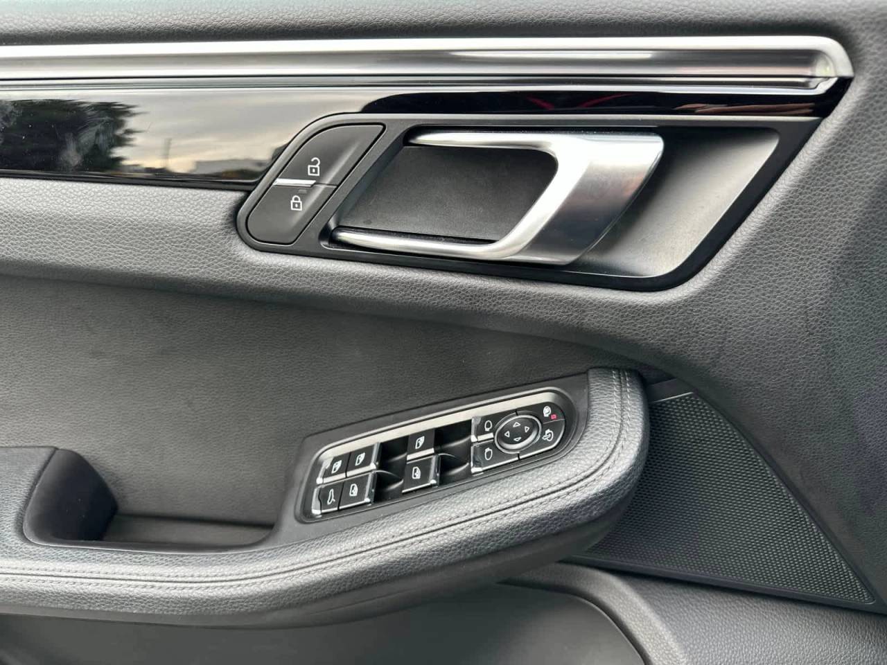 2019 Porsche Macan AWD