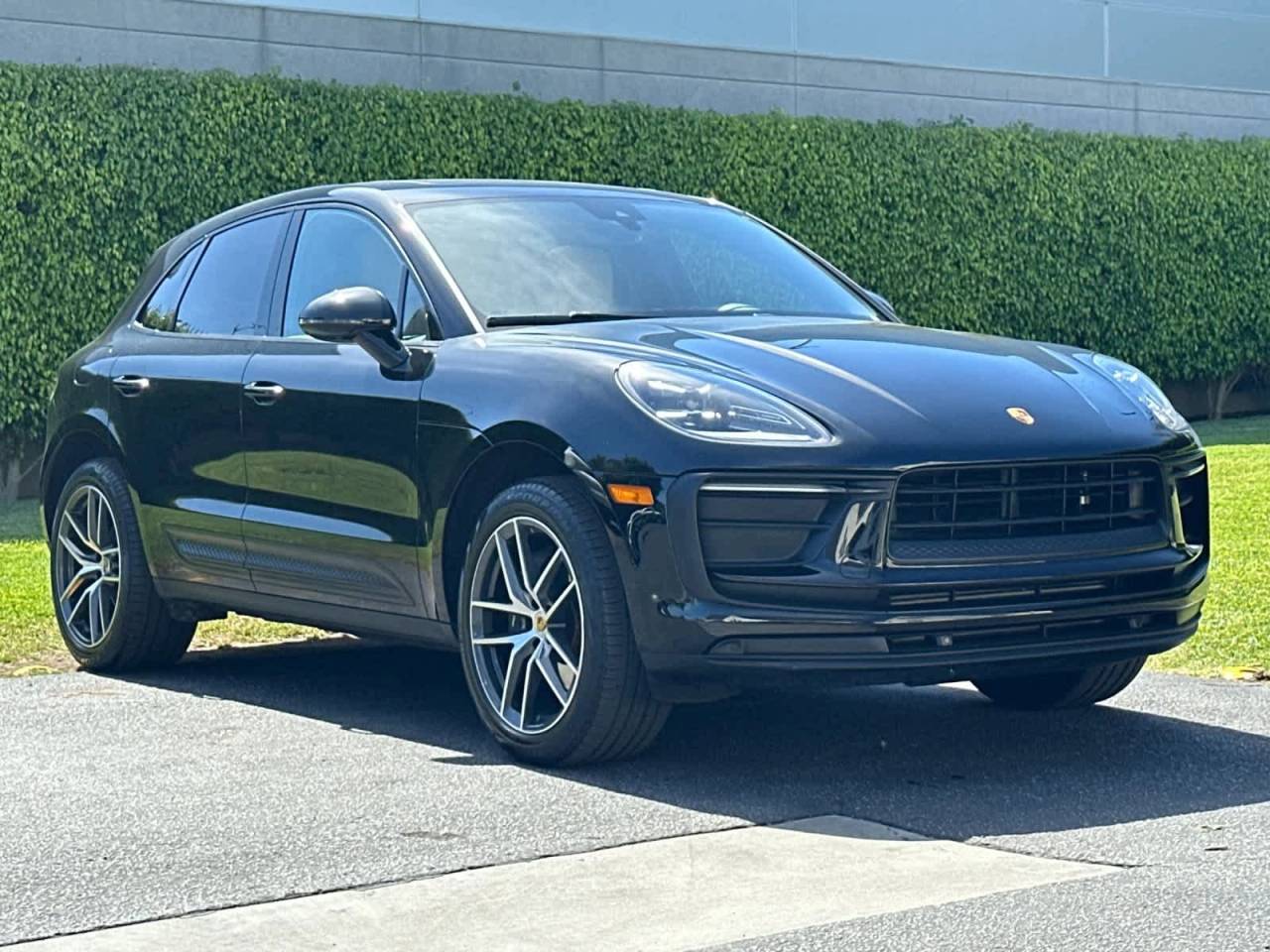 2022 Porsche Macan Base