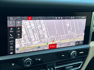 2022 Porsche Macan Base