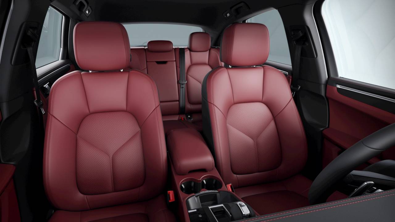 2023 Porsche Macan T