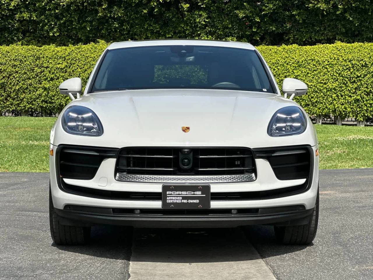 2023 Porsche Macan Base