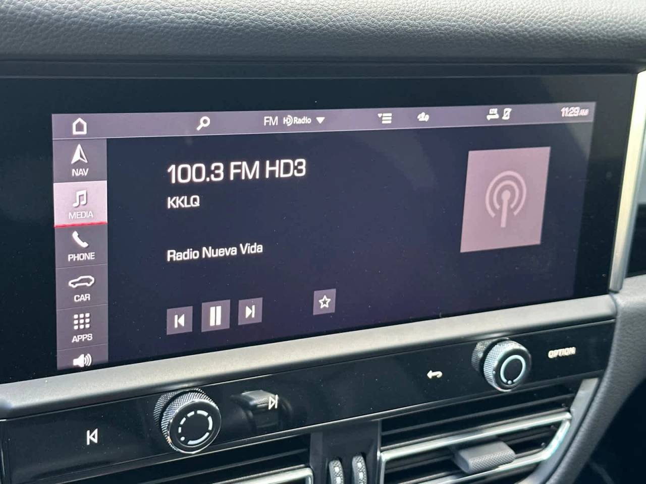 2023 Porsche Macan Base