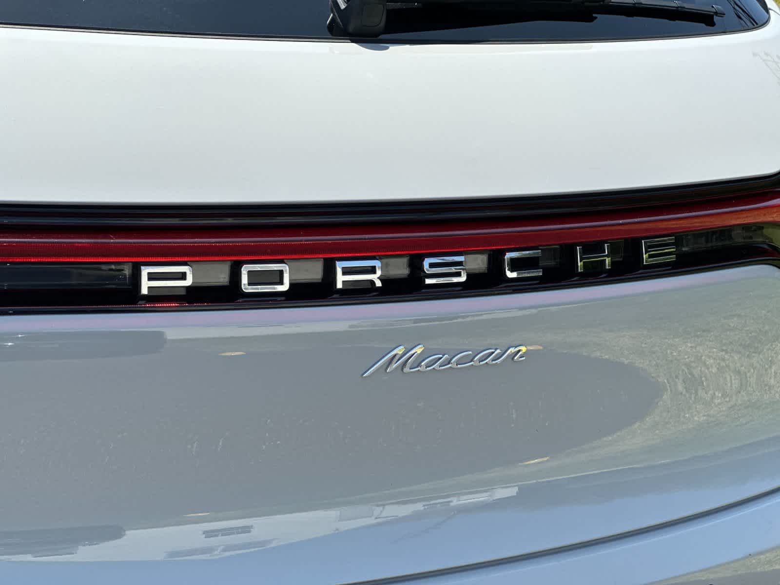 2024 Porsche Macan Base
