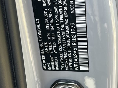 2024 Porsche Macan Base