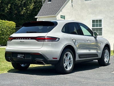 2024 Porsche Macan Base