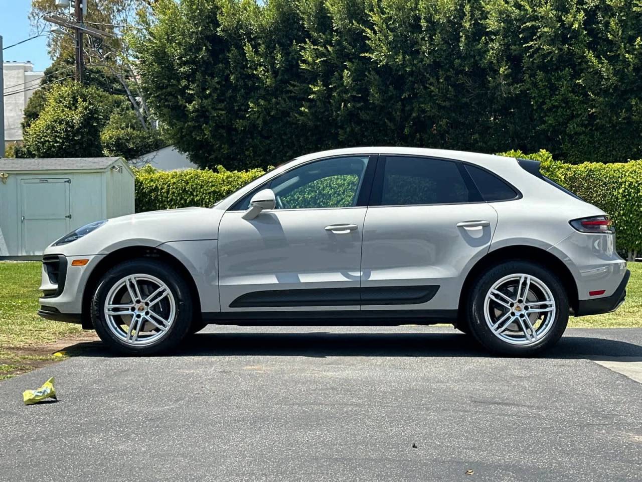 2024 Porsche Macan Base