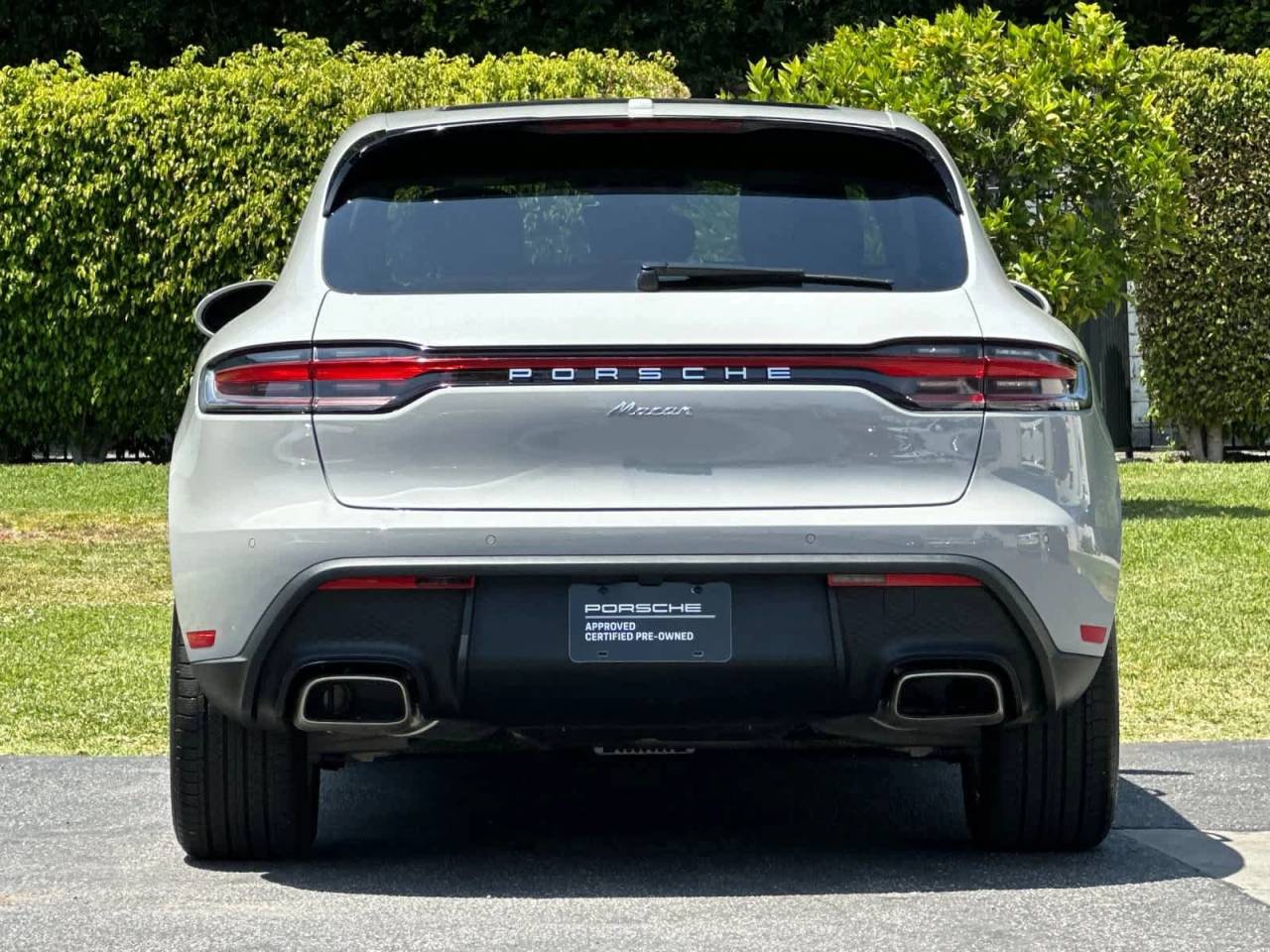 2024 Porsche Macan Base