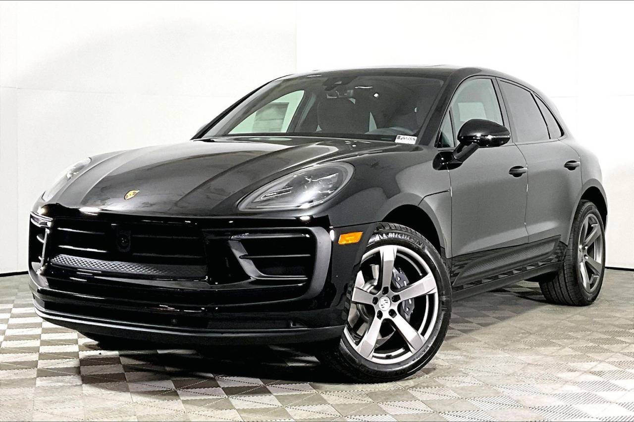 2025 Porsche Macan AWD