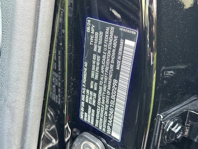 2025 Porsche Macan Base