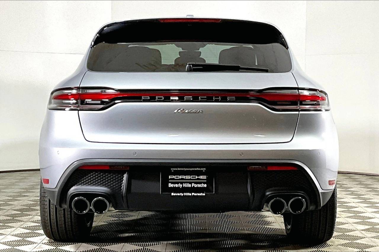 2025 Porsche Macan AWD