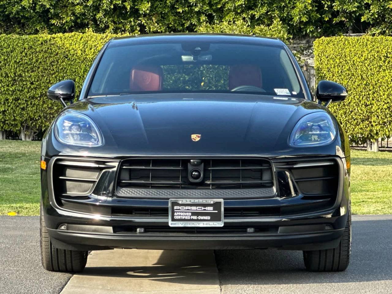 2025 Porsche Macan AWD