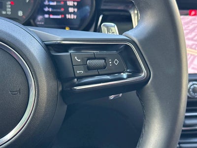 2025 Porsche Macan AWD