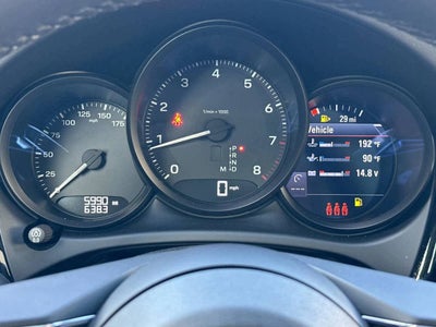 2025 Porsche Macan AWD