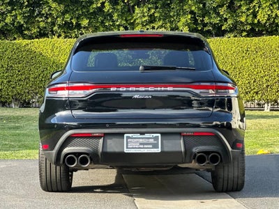 2025 Porsche Macan AWD
