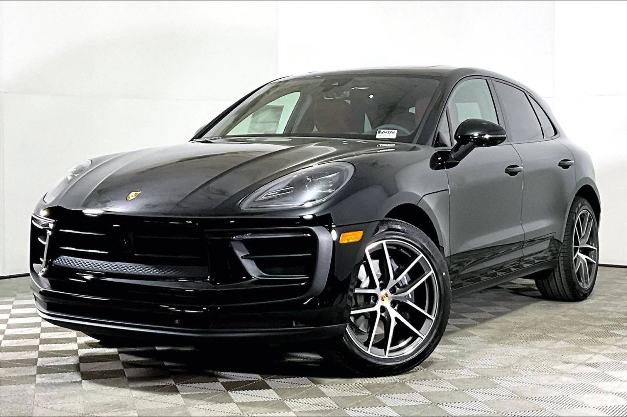 2025 Porsche Macan AWD