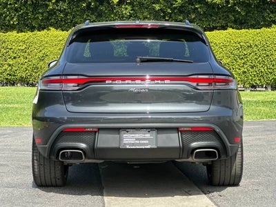 2025 Porsche Macan Base