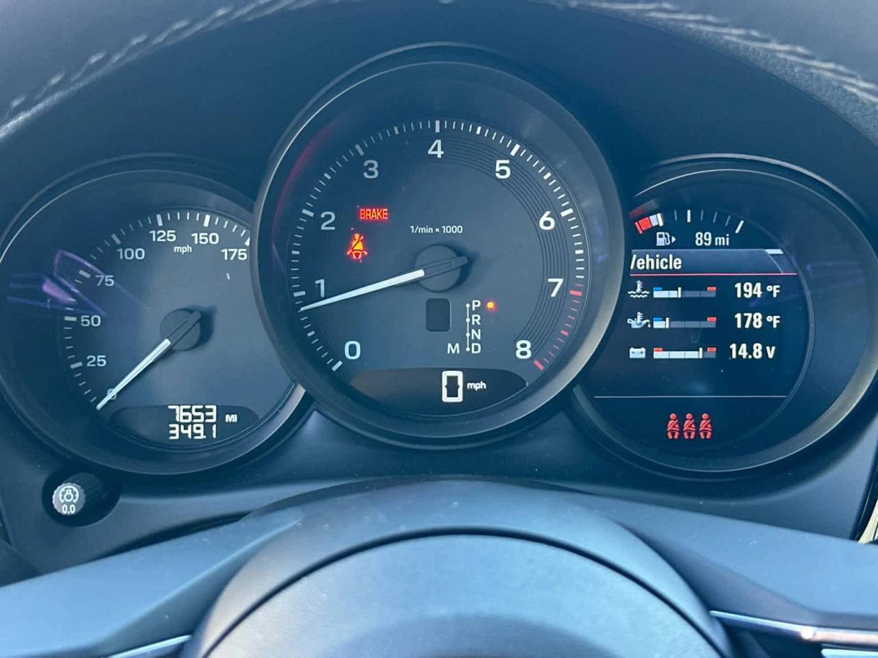 2025 Porsche Macan Base