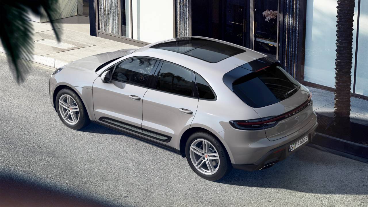 2025 Porsche Macan AWD