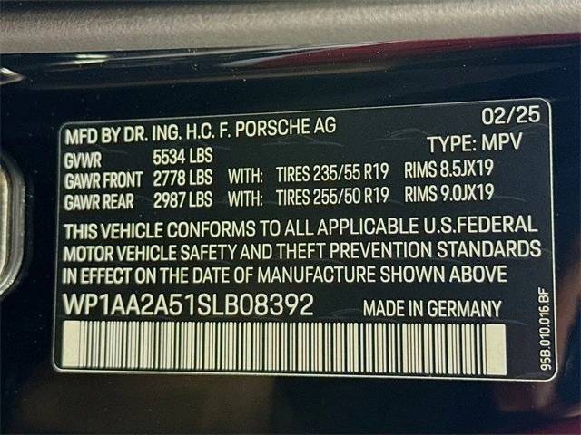 2025 Porsche Macan AWD