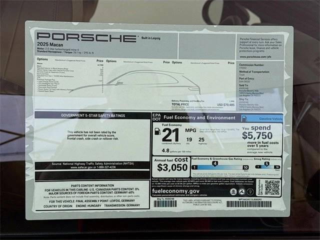 2025 Porsche Macan AWD