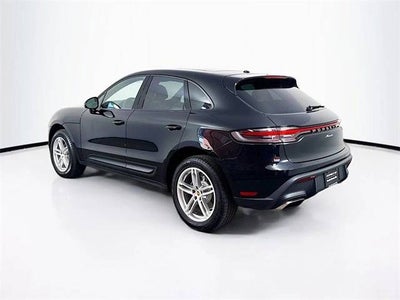 2025 Porsche Macan AWD