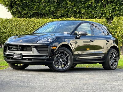 2025 Porsche Macan AWD
