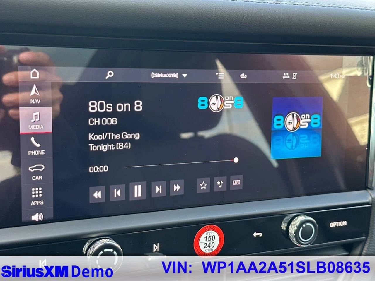 2025 Porsche Macan AWD