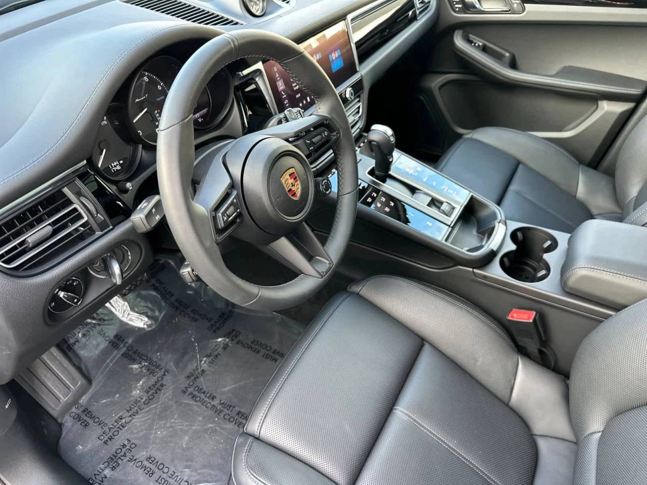2025 Porsche Macan AWD