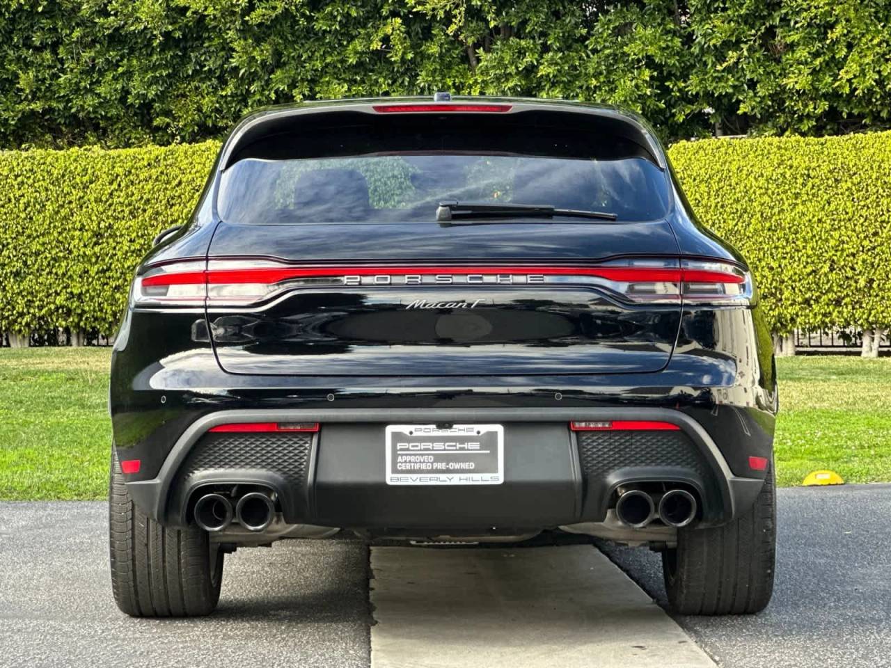 2025 Porsche Macan AWD