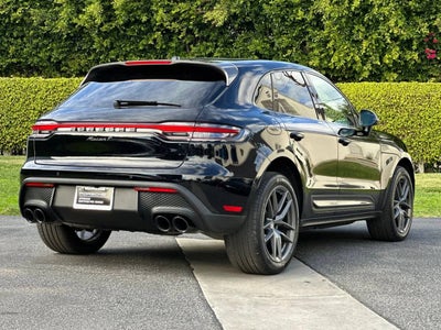 2025 Porsche Macan AWD