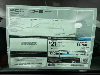 2025 Porsche Macan Base