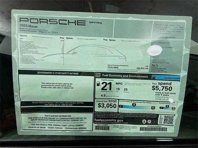 2025 Porsche Macan Base