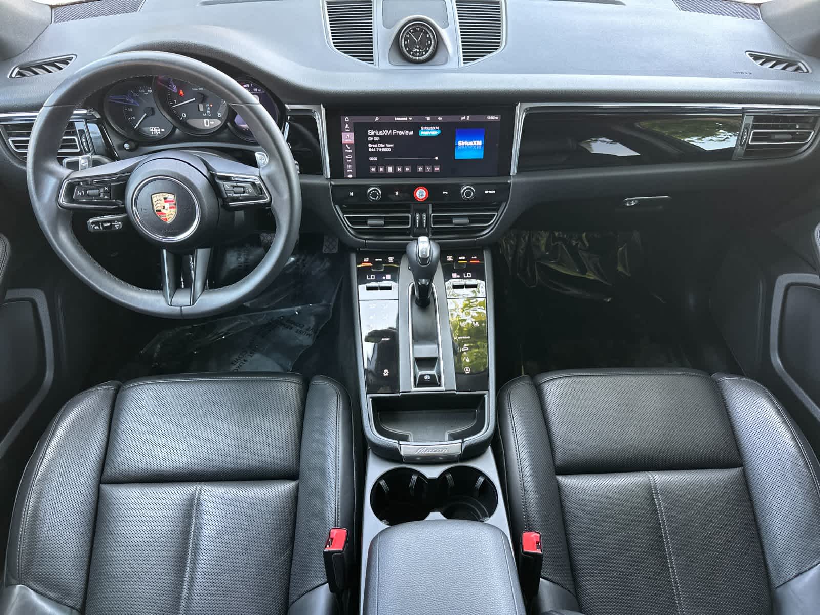 2025 Porsche Macan Base