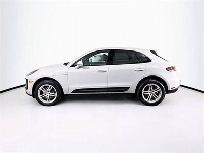 2025 Porsche Macan Base