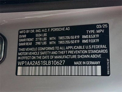 2025 Porsche Macan Base