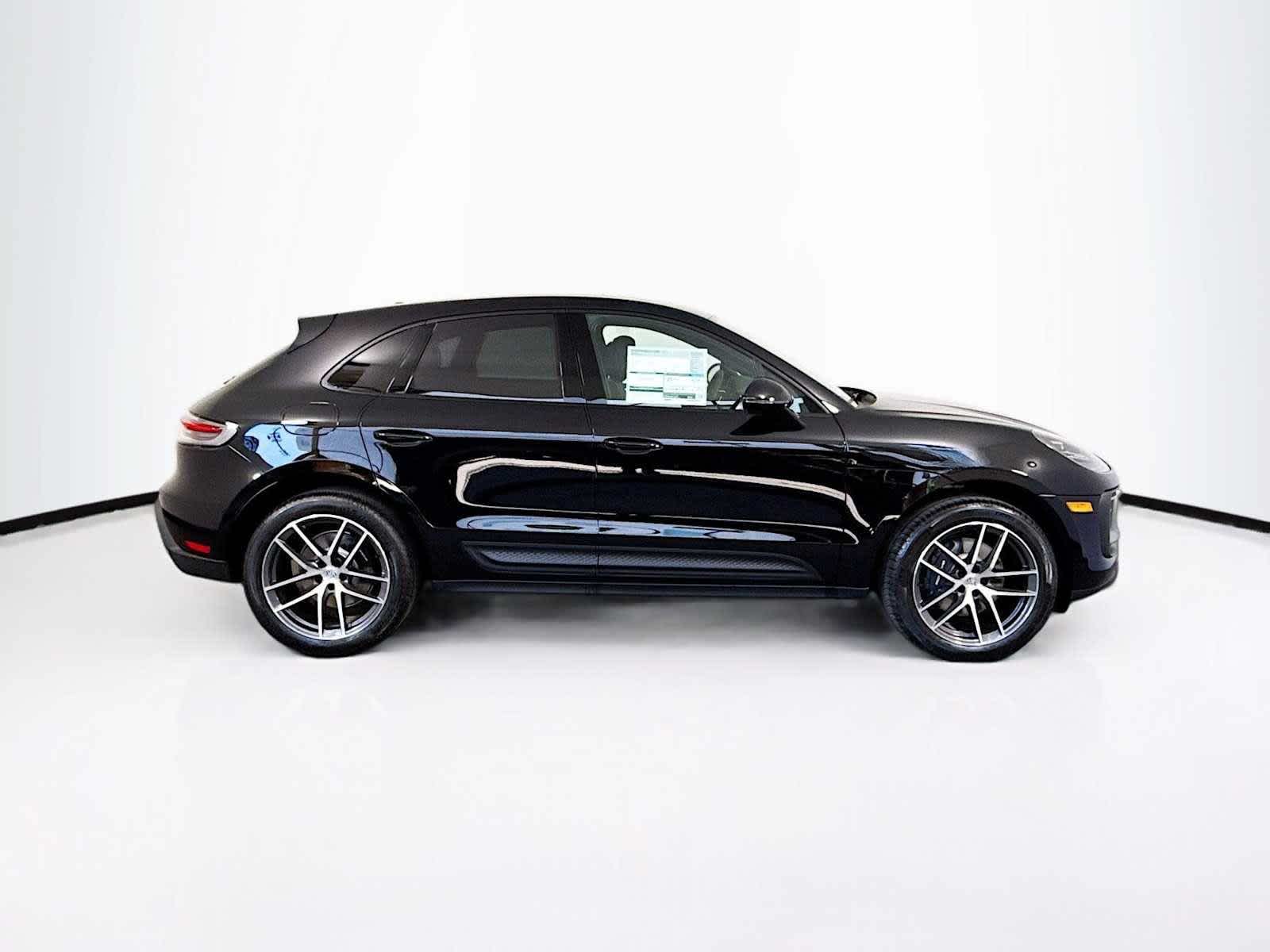 2025 Porsche Macan Macan