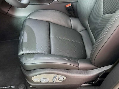 2025 Porsche Macan Macan